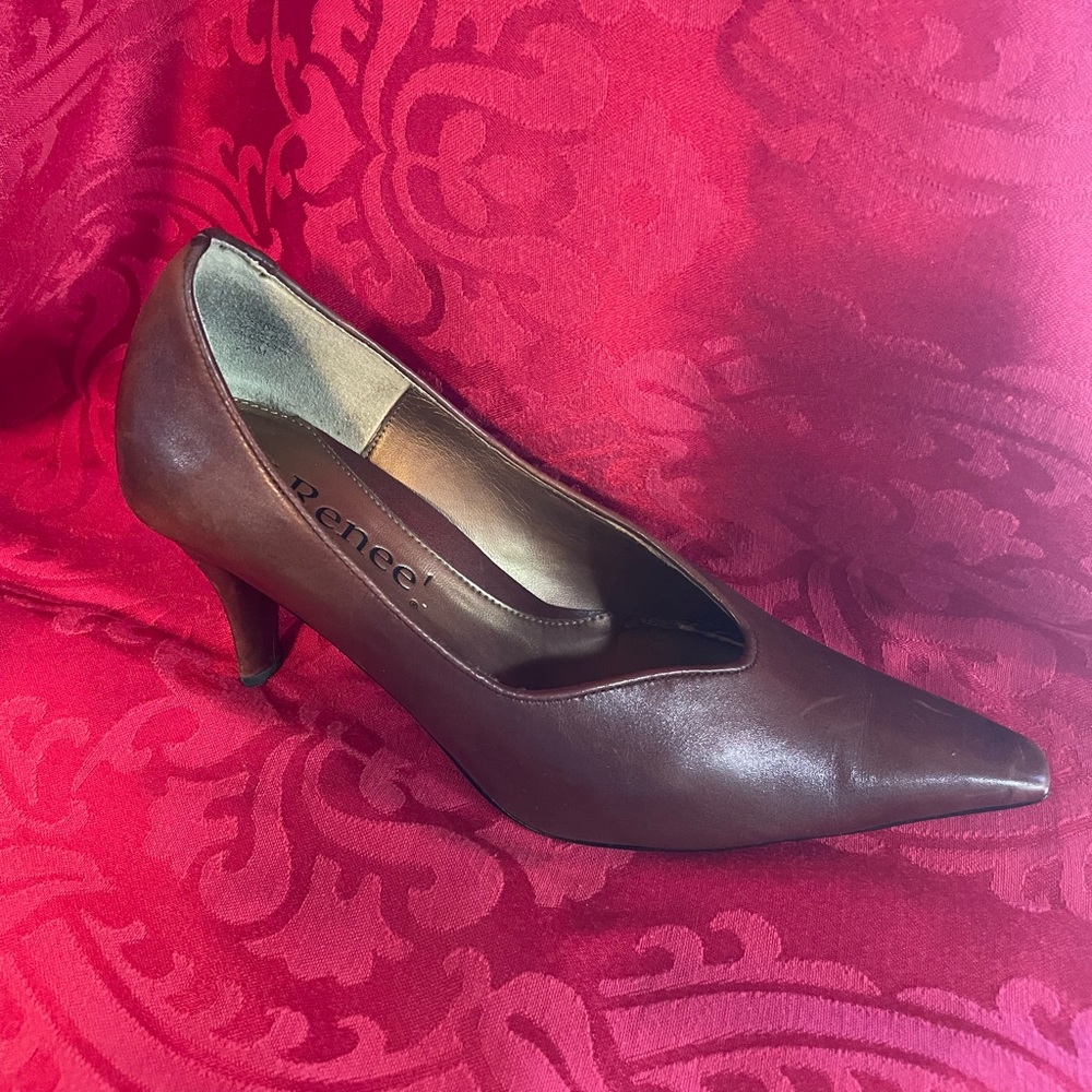 #12 brown closed toe heel JRenee